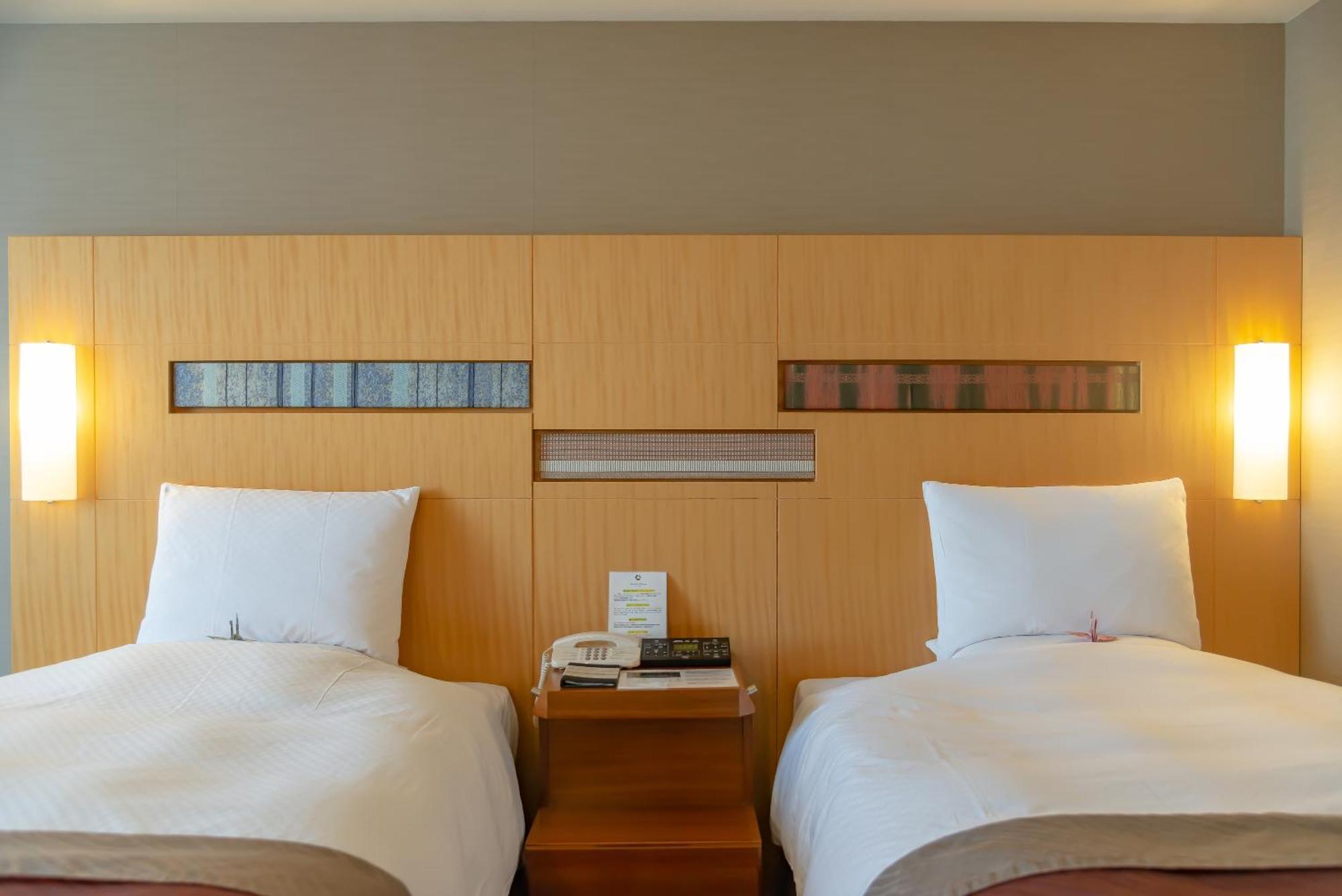 Hotel Okura Fukuoka Fukuoka  Szoba fotó A room at the hotel