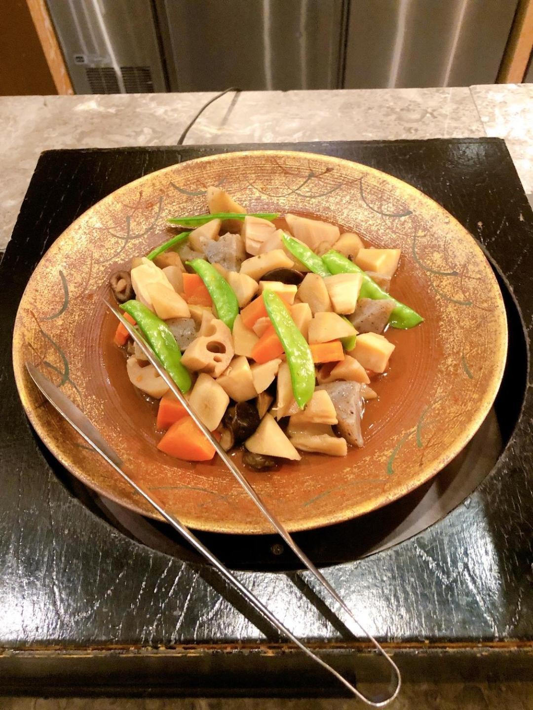 Hotel Okura Fukuoka Fukuoka  Kültér fotó A dish of shimeji mushrooms